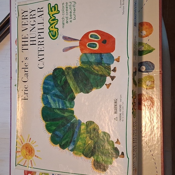 THE VERY HUNGRY CATERPILLAR BOARD GAME - Picture 2 of 10